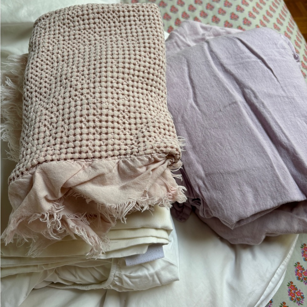 Brooklinen full sheets purple & white with urban outfitters decorative shams